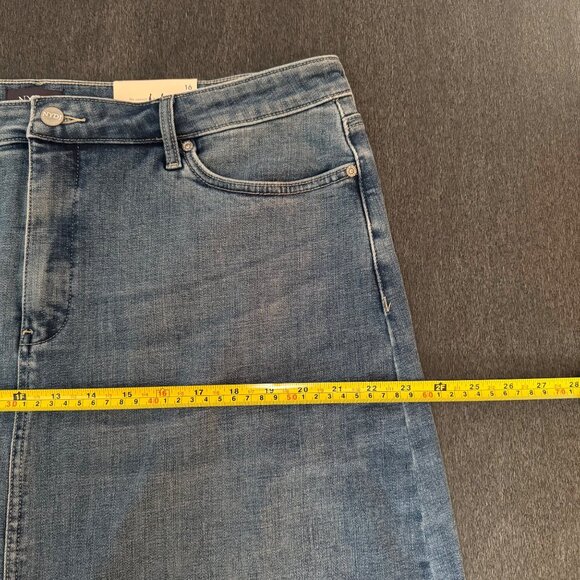 NYDJ High Rise Long Skirt Center Front Slit Women's Blue Denim, Size 16 NWT - Picture 9 of 10